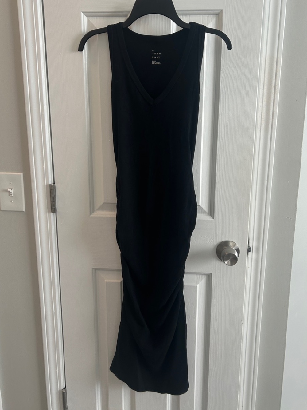 a new day Black V-Neck Sleeveless Midi Dress